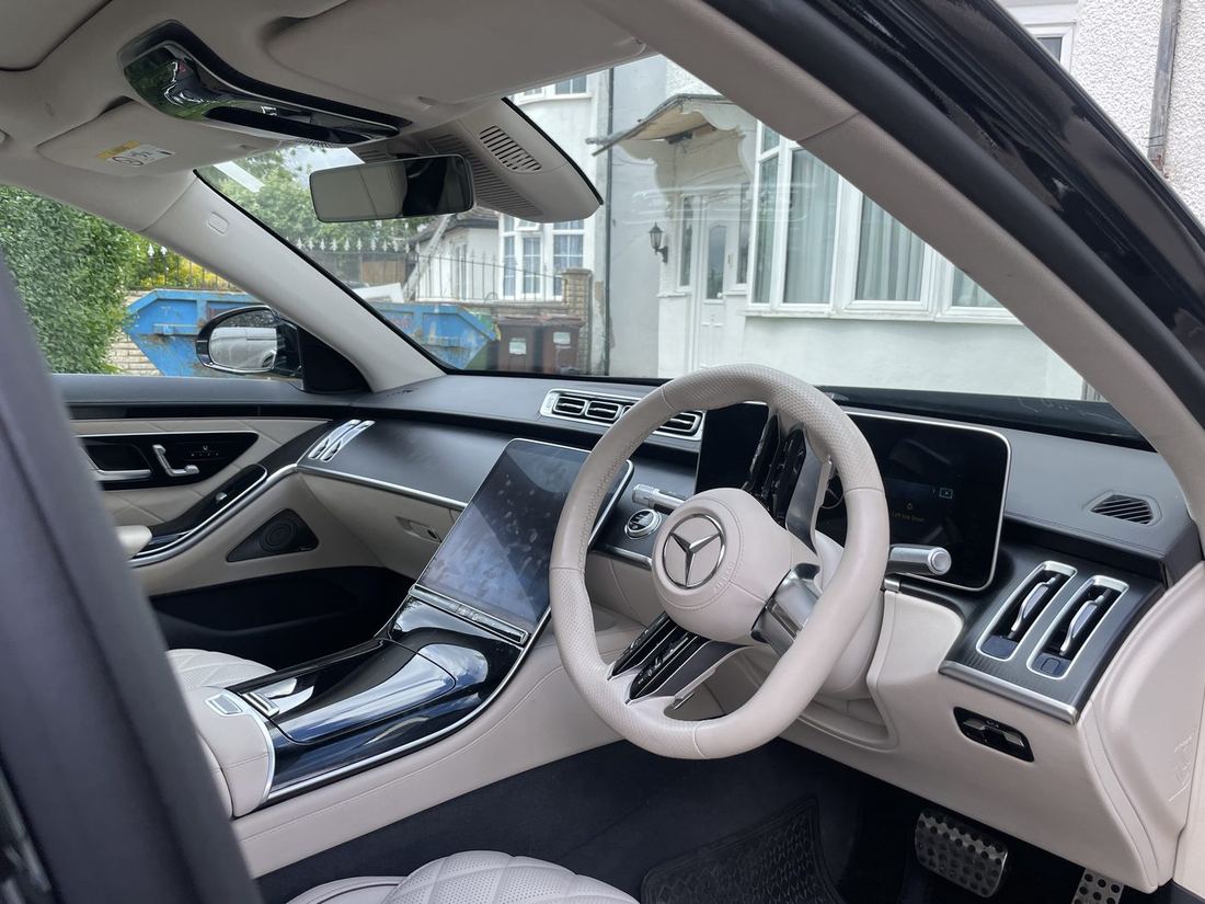 Mercedes S-Class interior with a brand new windscreen fitted